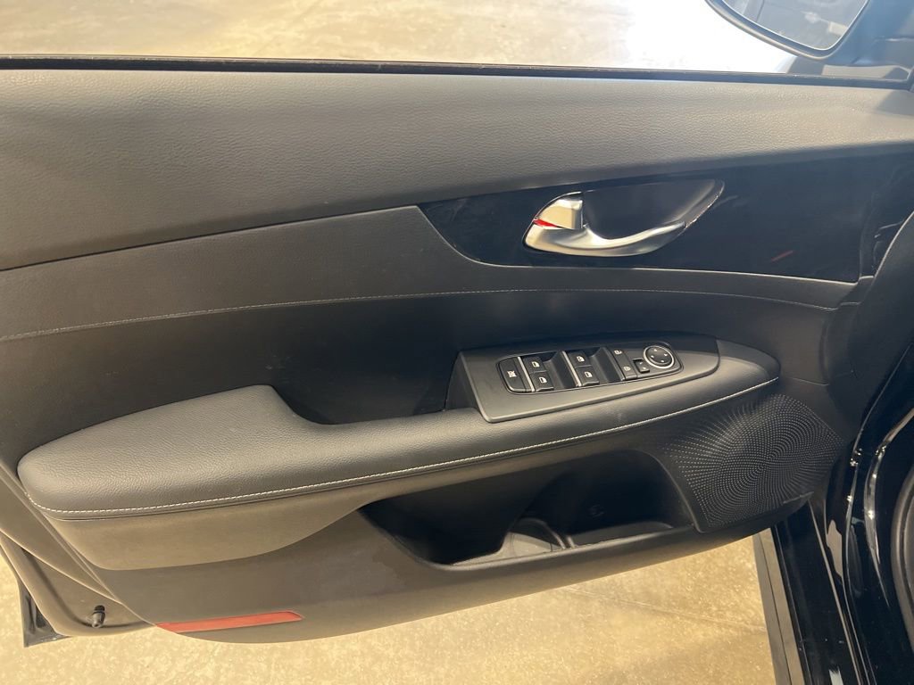 Certified 2024 Kia Forte GT-Line w/ GT-Line Premium Package image 7