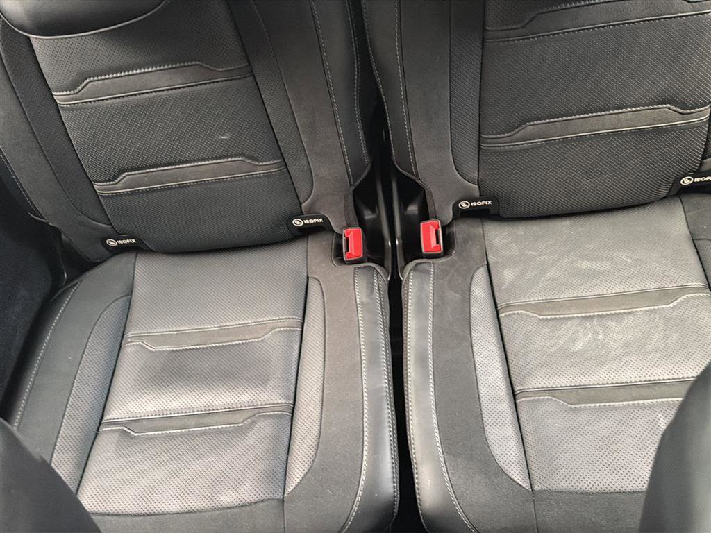 Used 2021 Mercedes-Benz GLS 63 AMG 4MATIC w/ Acoustic Comfort Package image 18