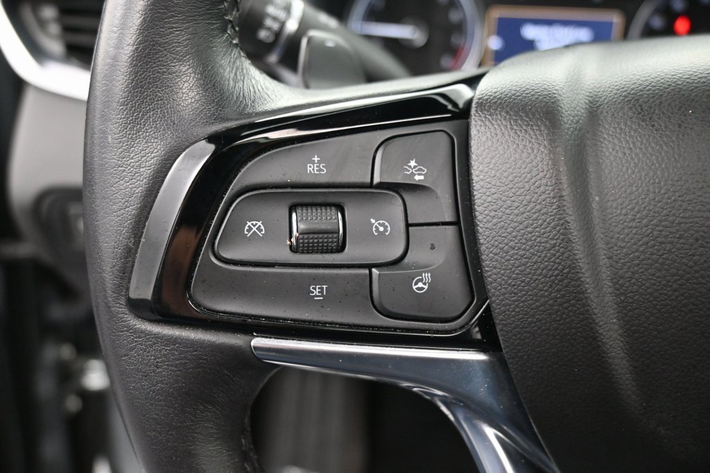 Used 2023 Buick Enclave Essence w/ Experience Buick Package image 20