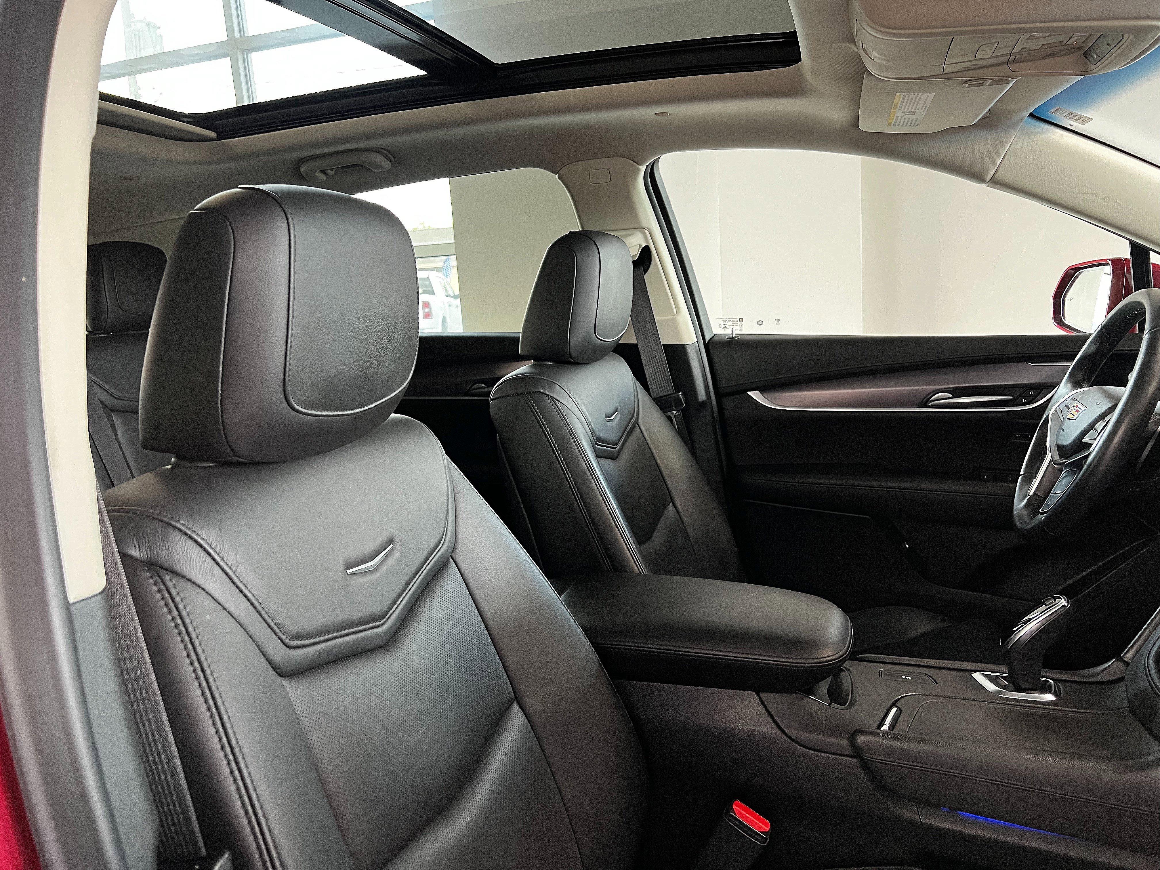 Used 2019 Cadillac XT5 Luxury FWD image 31