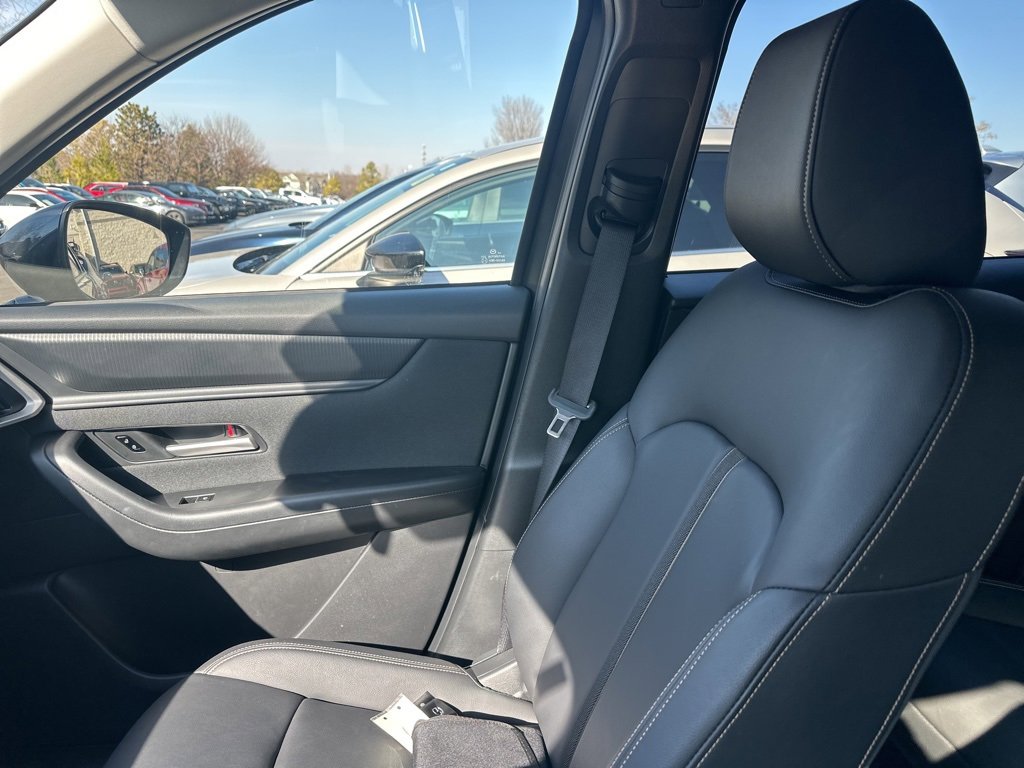 Used 2025 MAZDA CX-90 3.3 Turbo w/ Select Package image 17