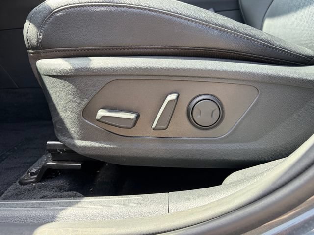 Used 2023 Kia Sportage EX AWD/4WD image 8