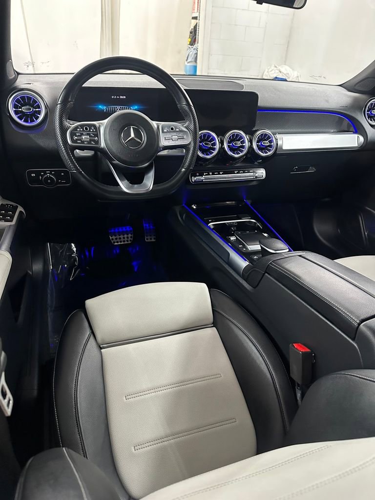 Used 2022 Mercedes-Benz GLB 35 AMG 4MATIC image 20