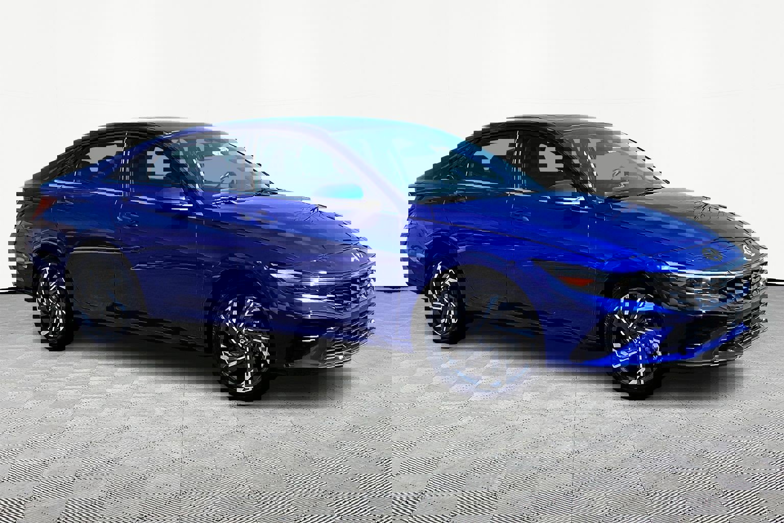 Certified 2025 Hyundai Elantra SEL image 3