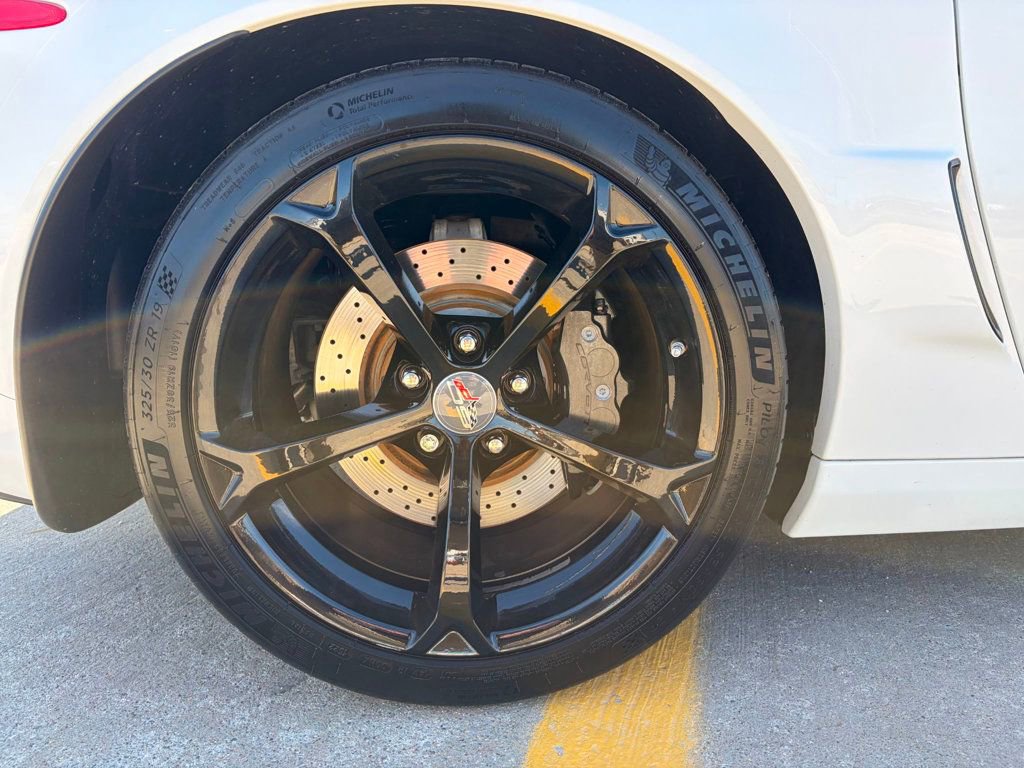 Used 2013 Chevrolet Corvette Grand Sport w/ 4LT Preferred Equipment Group image 21