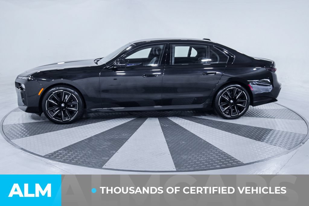 Used 2026 BMW 740i w/ Premium Package RWD image 4