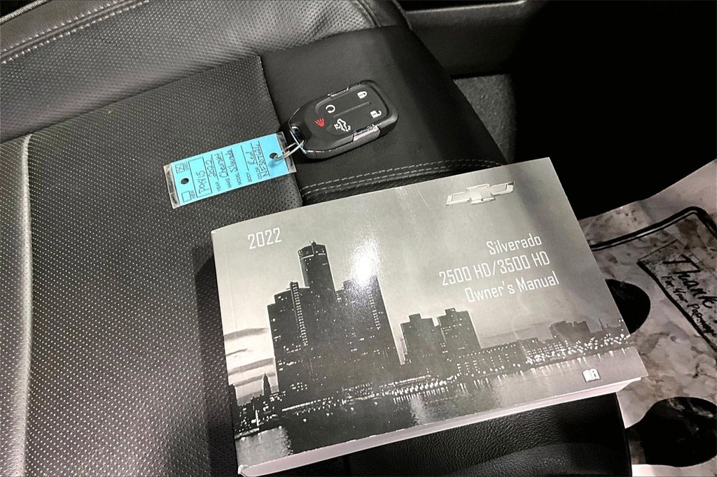 Used 2022 Chevrolet Silverado 3500 High Country w/ Technology Package image 34