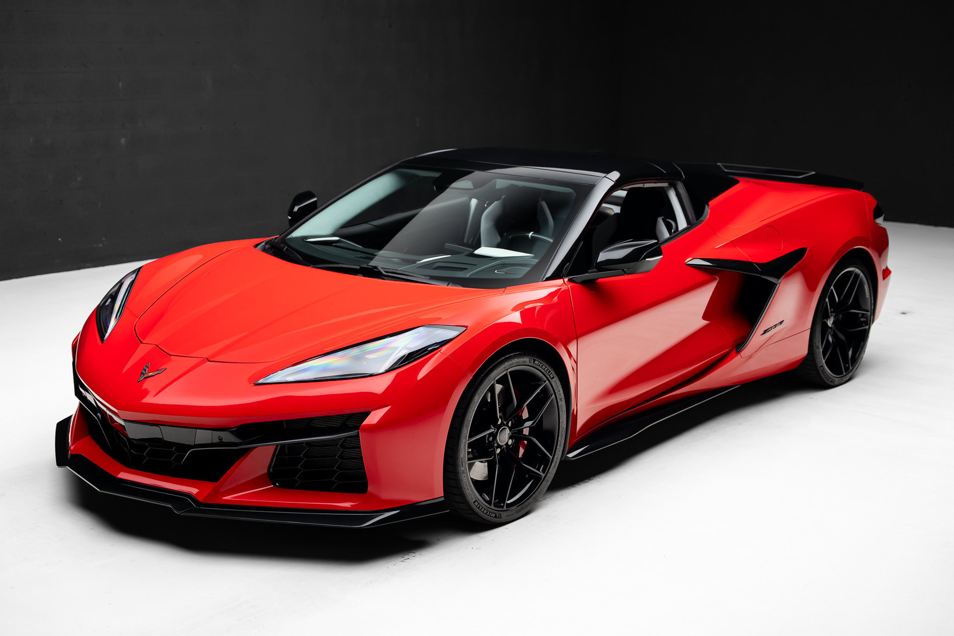 Used 2026 Chevrolet Corvette Z06 RWD image 5