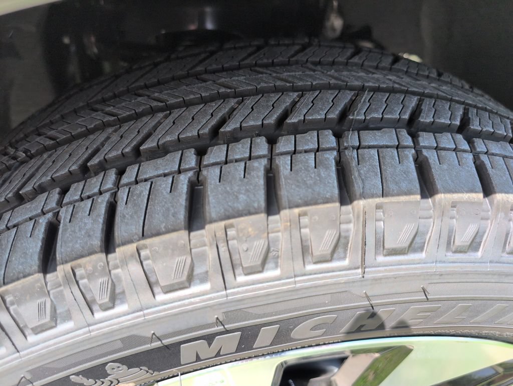 New 2026 Ford Expedition Max Platinum w/ Driver's Package AWD/4WD image 21