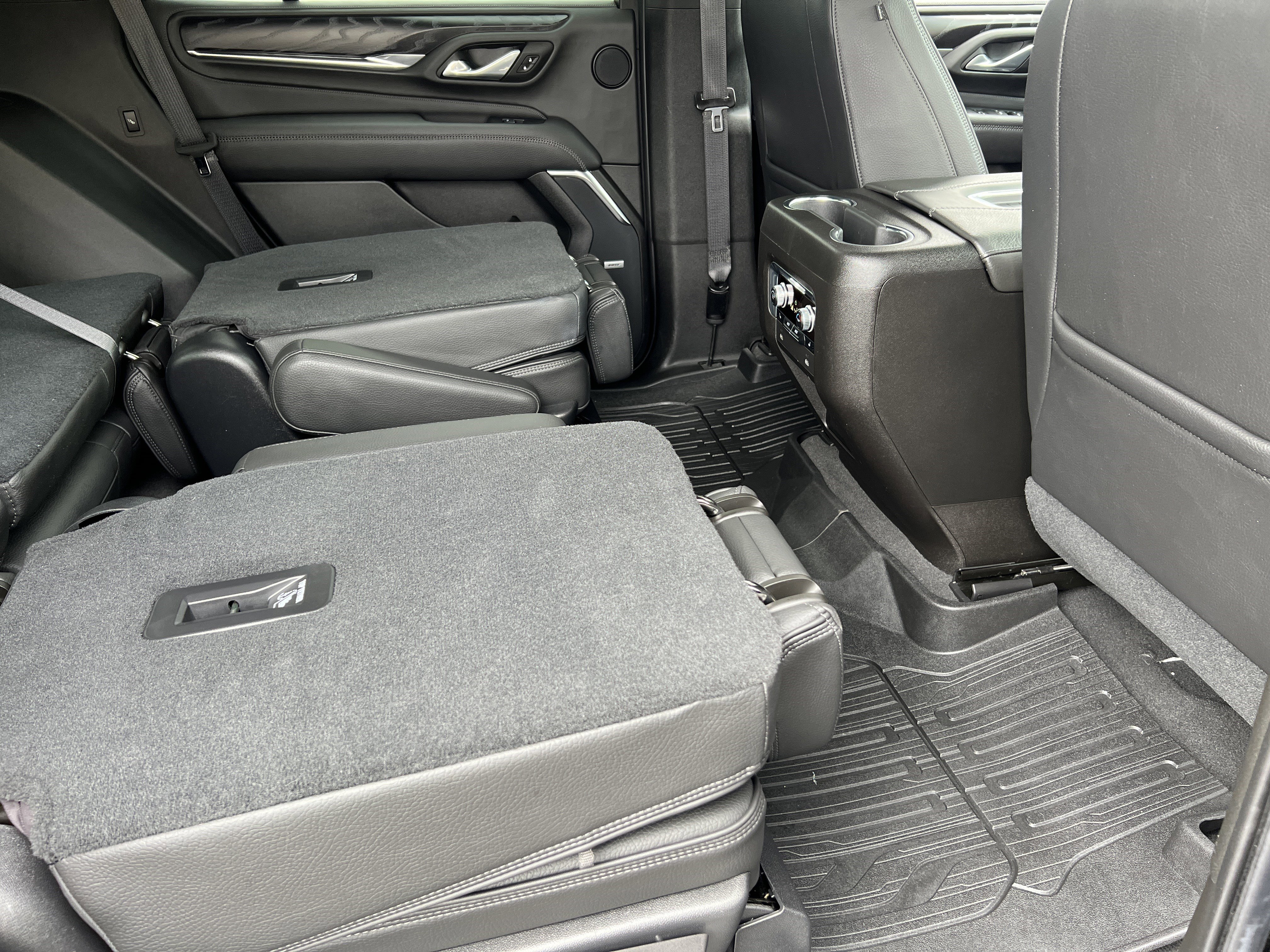 Used 2021 GMC Yukon Denali AWD/4WD image 26