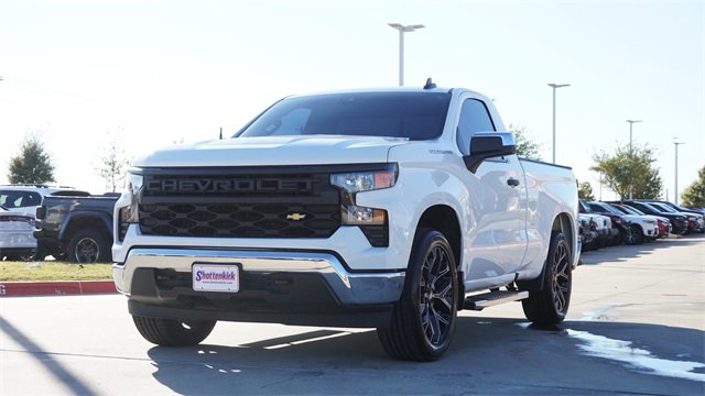 Used 2025 Chevrolet Silverado 1500 W/T w/ WT Value Package image 3