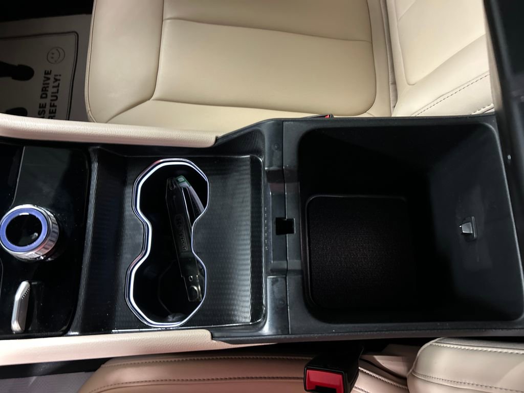 Used 2025 Jeep Grand Cherokee Limited image 21