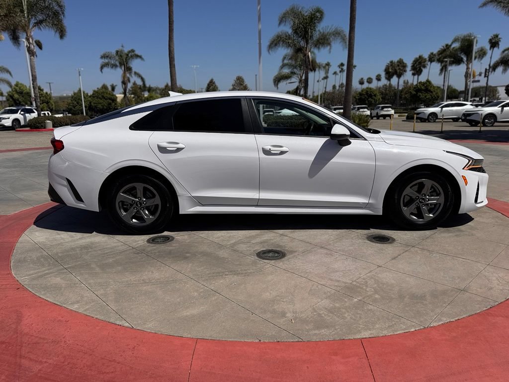 Used 2021 Kia K5 LXS FWD image 9