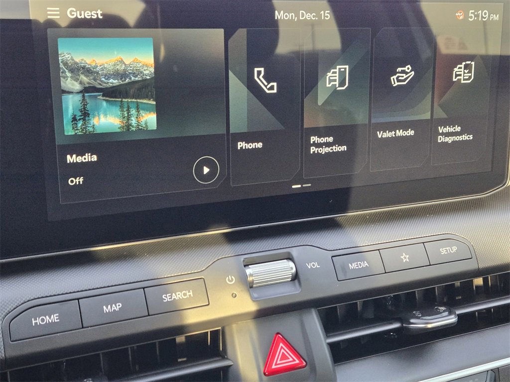 New 2025 Kia K4 LX image 12