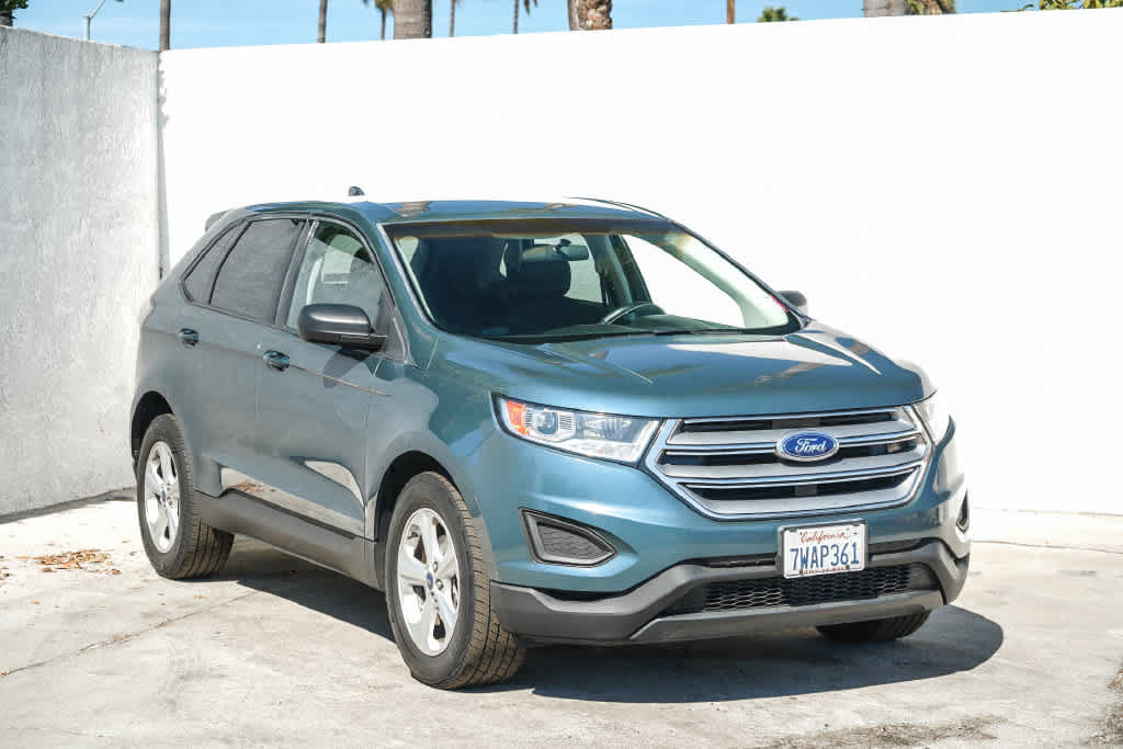 Used 2016 Ford Edge SE FWD image 3