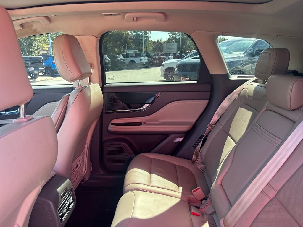 Used 2022 Lincoln Corsair Reserve w/ Elements Package image 8