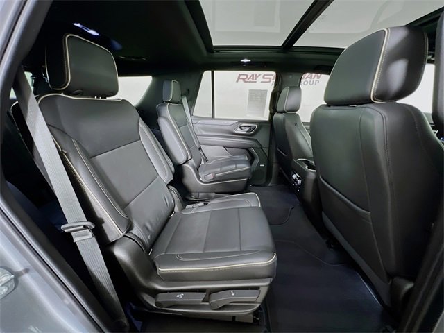 Used 2021 GMC Yukon SLT w/ SLT Luxury Package image 44