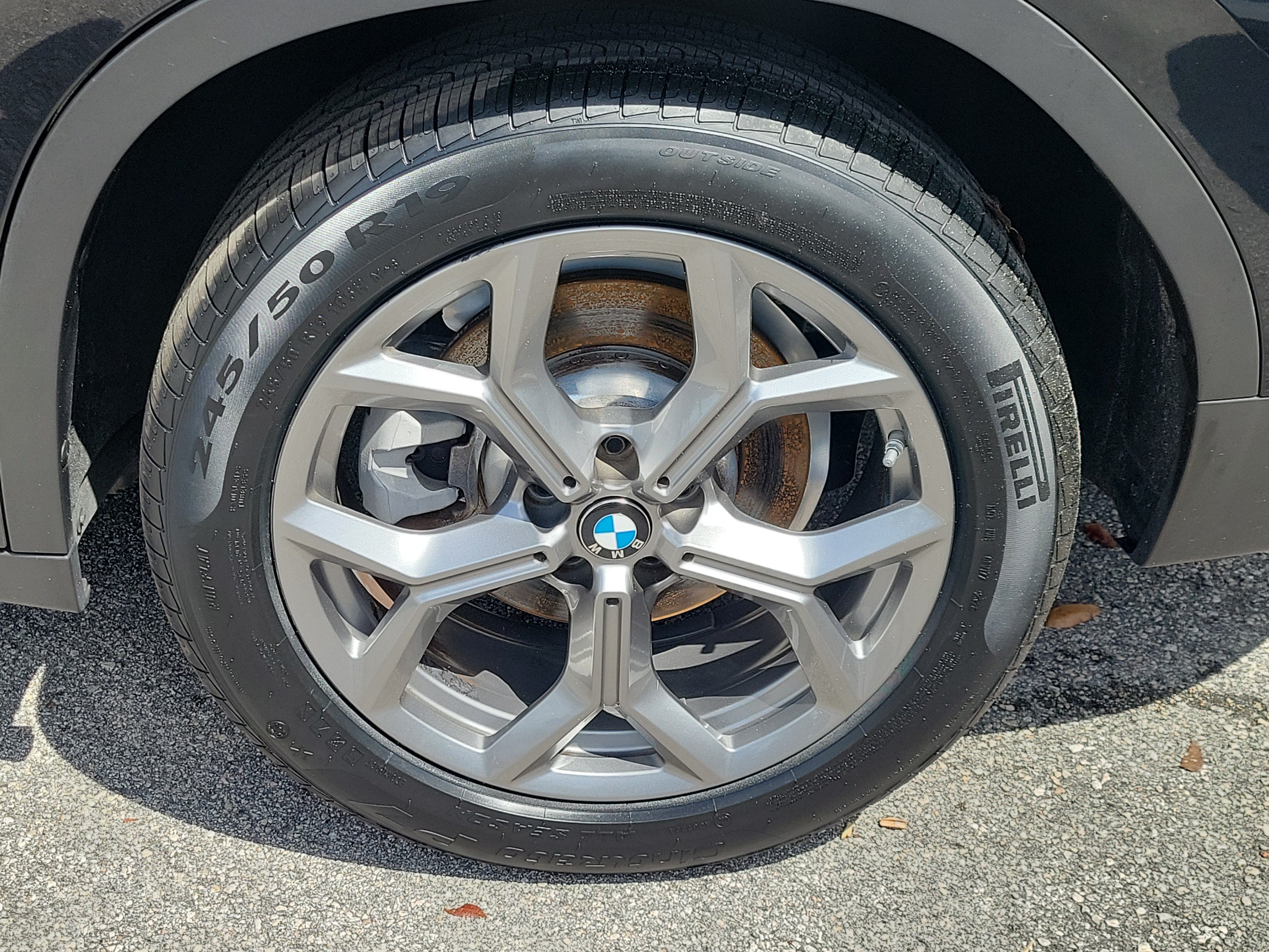 Used 2024 BMW X4 xDrive30i AWD/4WD image 5