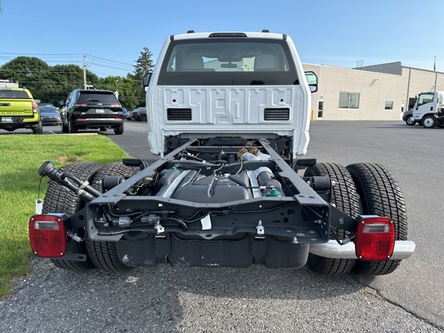 New 2024 Ford F350 XL w/ XL Chrome Package image 5