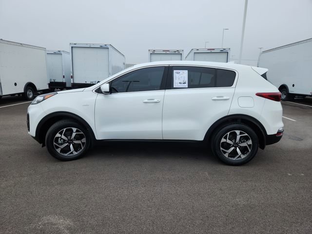 Used 2022 Kia Sportage LX image 4