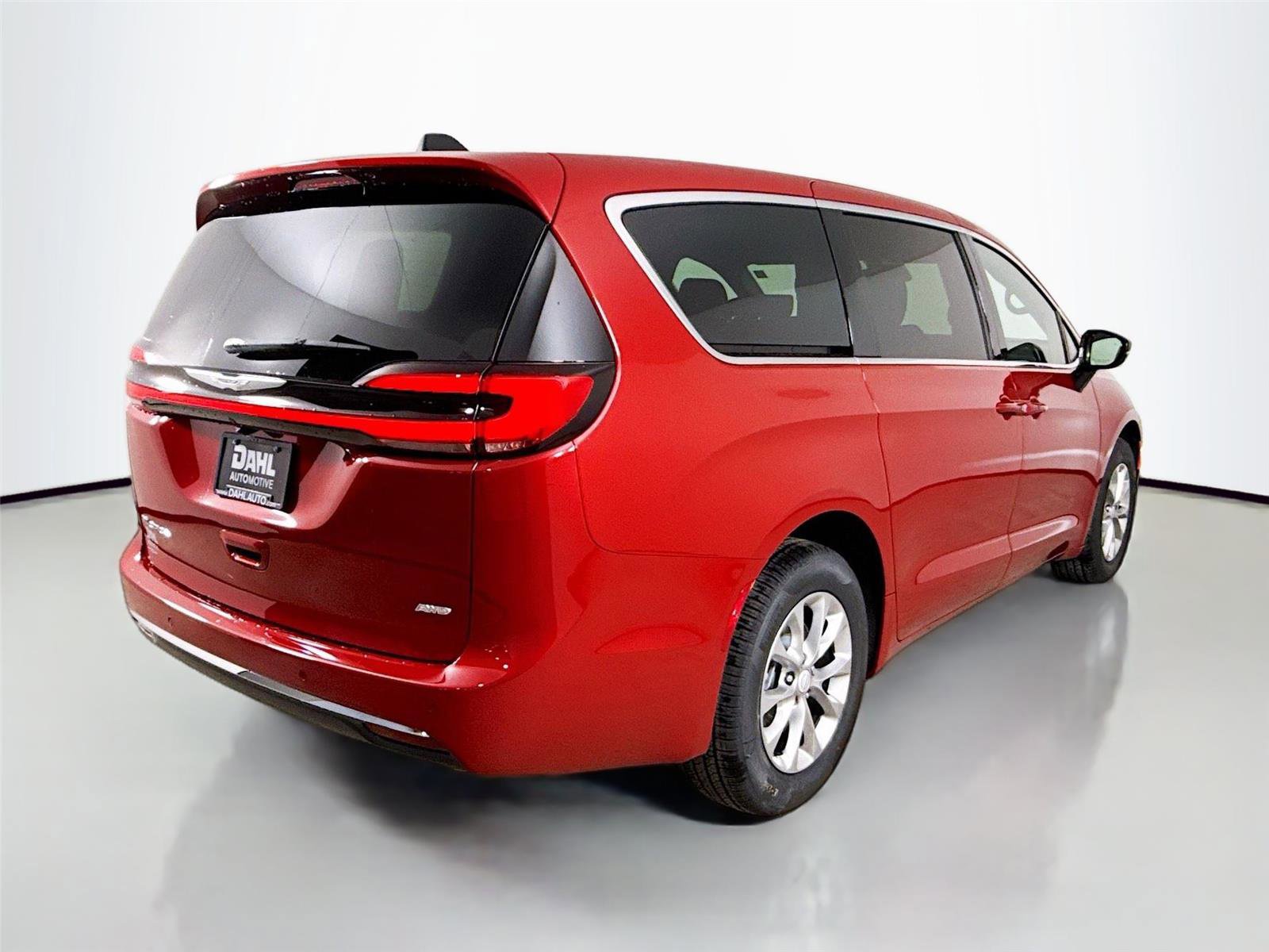 New 2026 Chrysler Pacifica Select image 7