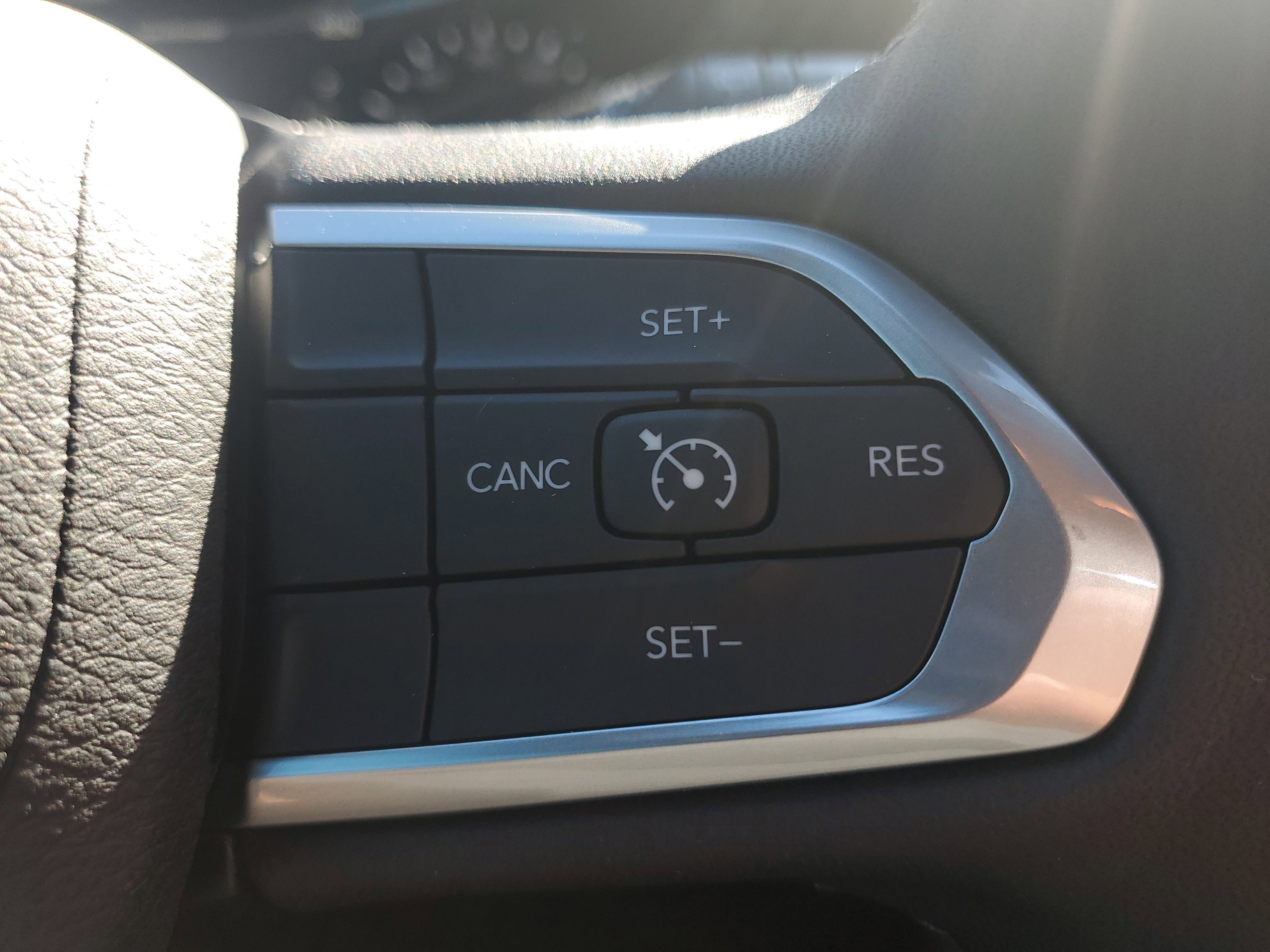 New 2026 Jeep Compass Latitude image 12