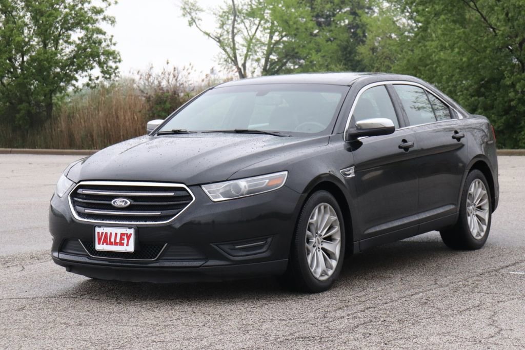 Used 2015 Ford Taurus Limited FWD image 4