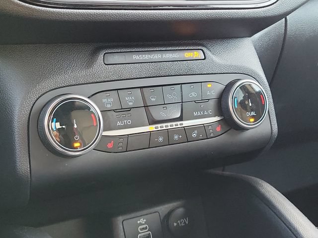 Certified 2025 Ford Escape ST-Line Select AWD/4WD image 31