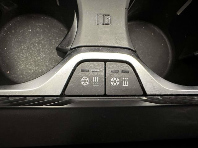 Used 2020 BMW X6 M AWD/4WD image 26