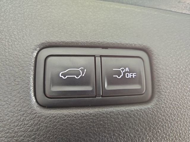 Certified 2023 Kia Carnival EX image 36