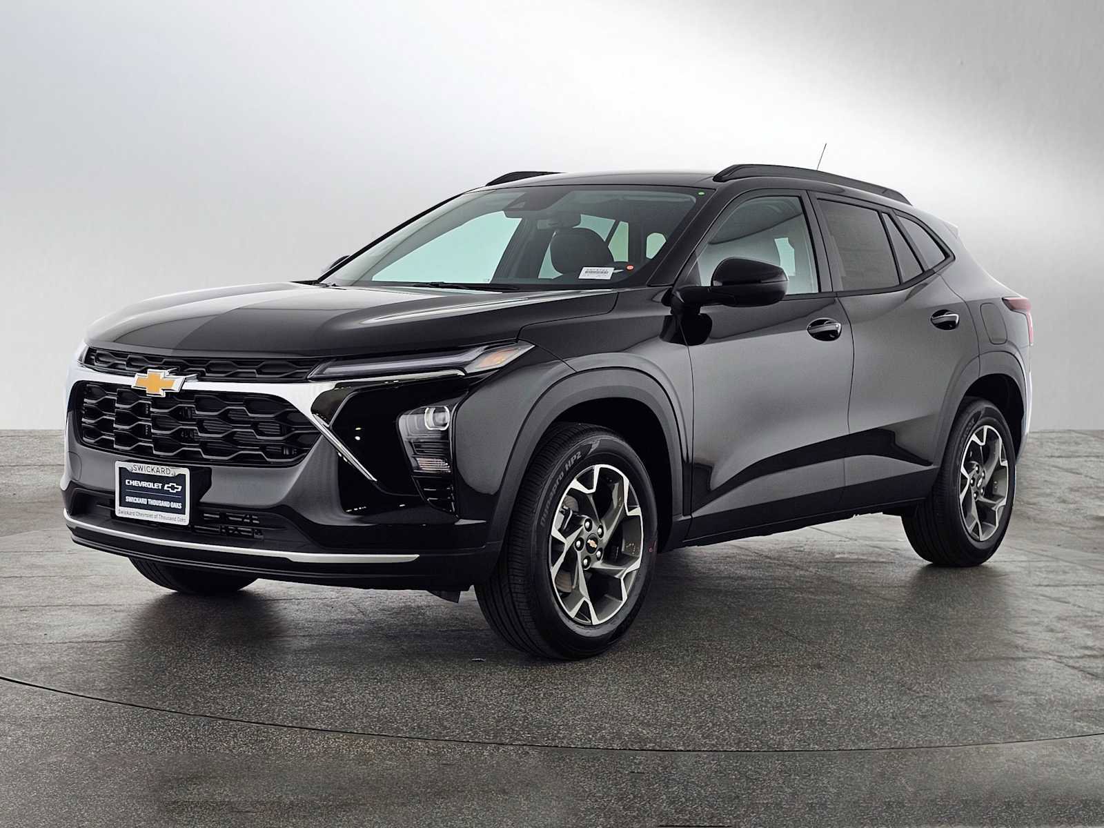 New 2026 Chevrolet Trax LT w/ Driver Confidence Package FWD image 7