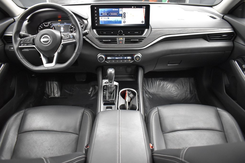 Used 2024 Nissan Altima 2.5 SL FWD image 11