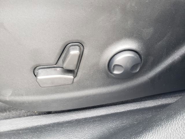 Used 2022 Jeep Cherokee Limited image 20