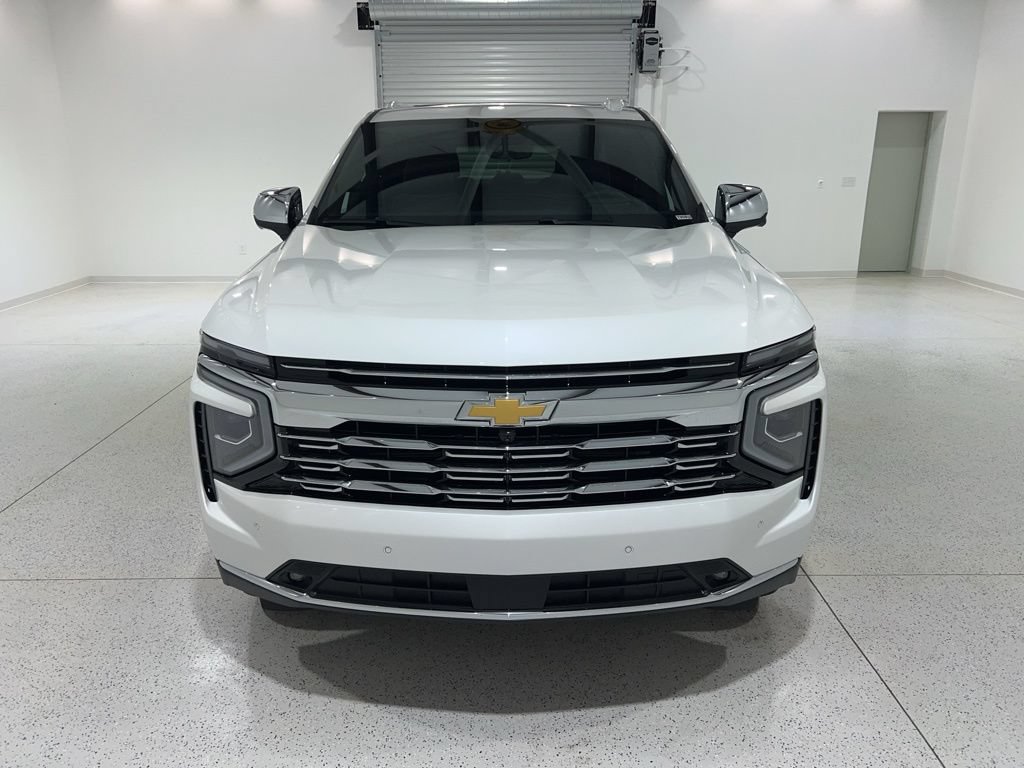 New 2025 Chevrolet Suburban Premier AWD/4WD image 8