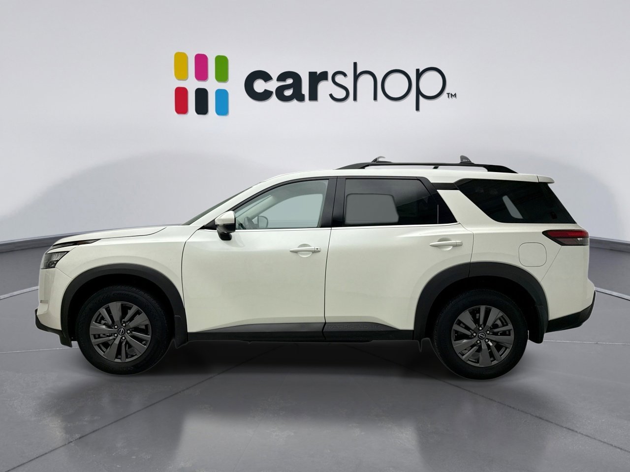 Used 2023 Nissan Pathfinder SV w/ Cargo Package AWD/4WD image 2