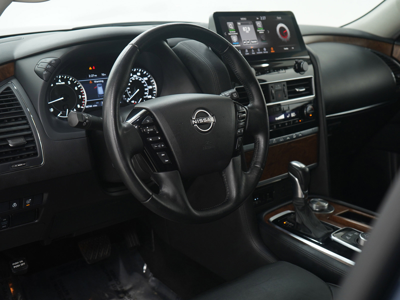 Used 2023 Nissan Armada SL image 27