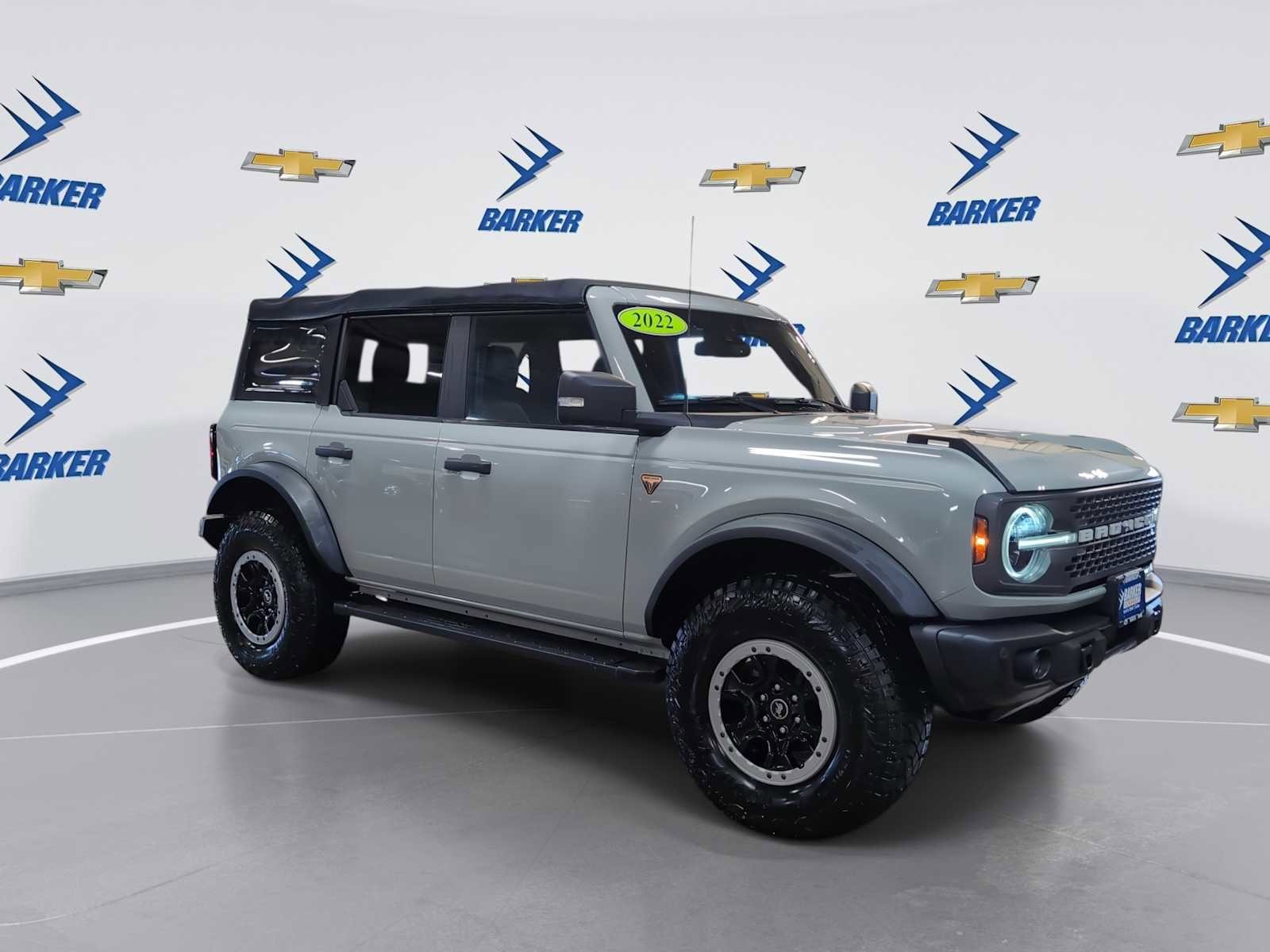 Used 2022 Ford Bronco Badlands w/ Sasquatch Package image 2