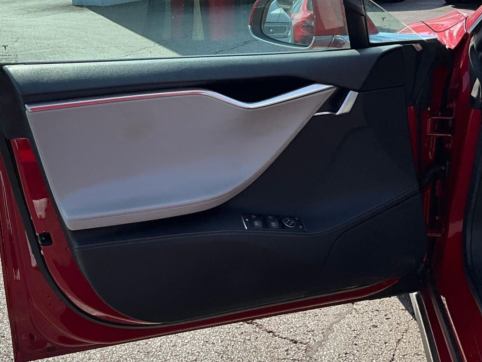 Used 2013 Tesla Model S RWD image 18