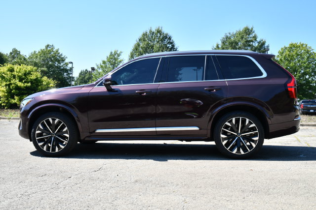 New 2026 Volvo XC90 B6 Plus w/ Protection Package AWD/4WD image 4