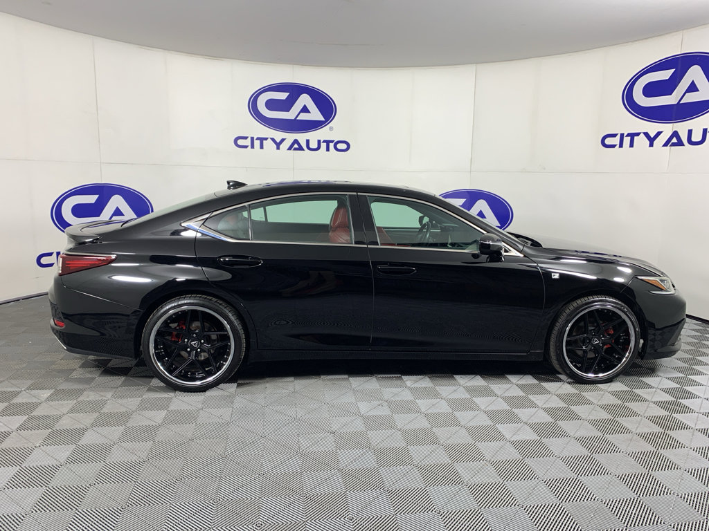 Used 2019 Lexus ES 350 F Sport w/ Accessory Package 2 FWD image 2