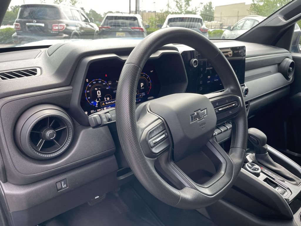 Used 2024 Chevrolet Colorado Trail Boss AWD/4WD image 18