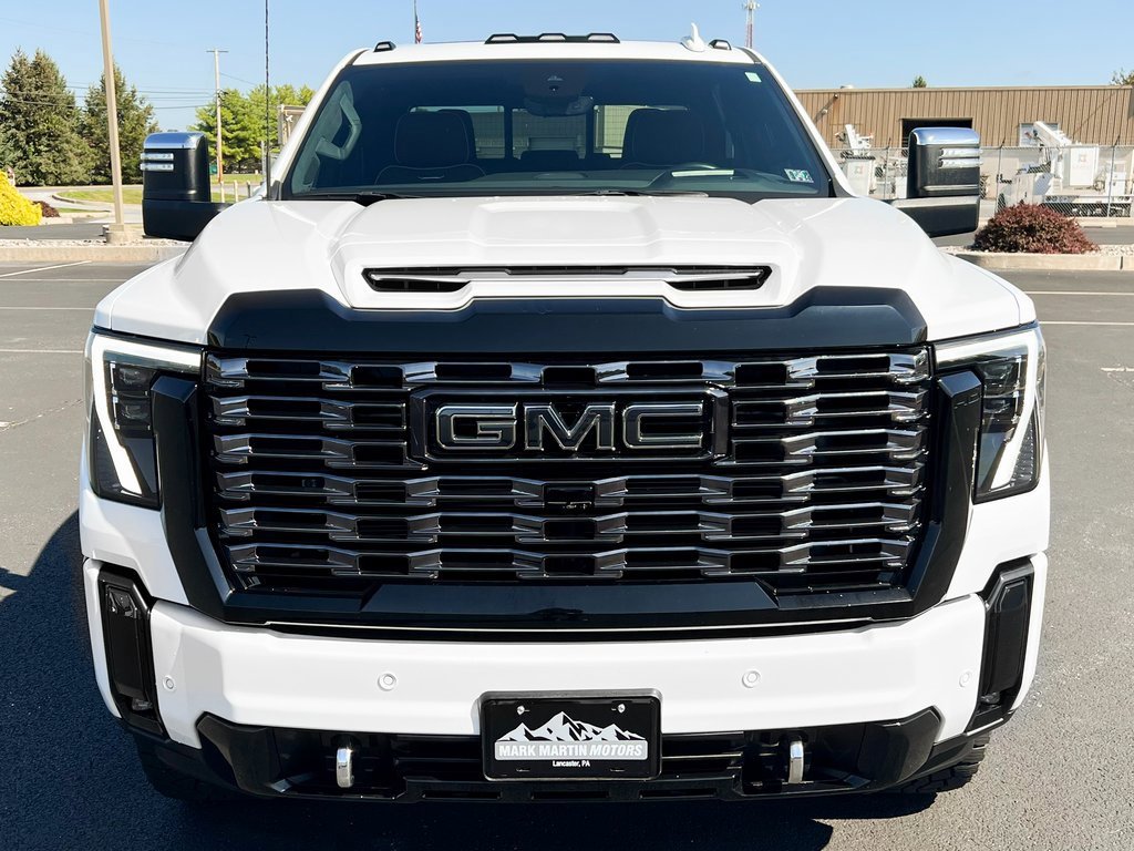 Used 2025 GMC Sierra 3500 Denali Ultimate image 17