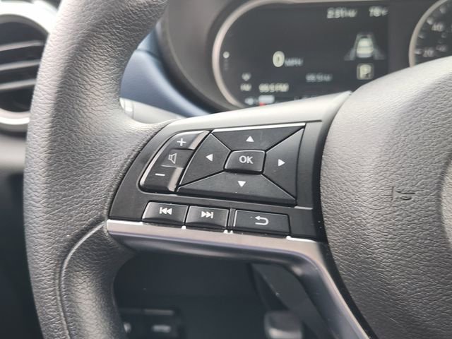 Used 2025 Nissan Versa SV FWD image 22