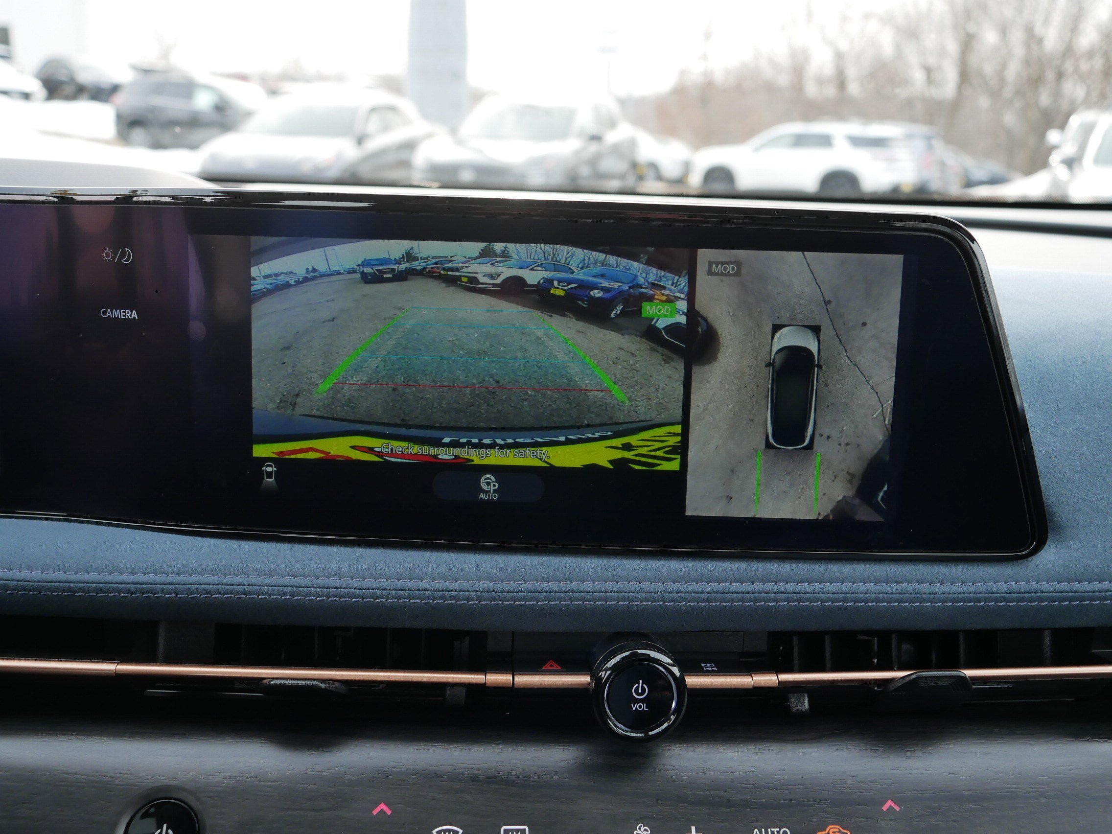 Certified 2024 Nissan Ariya AWD image 27