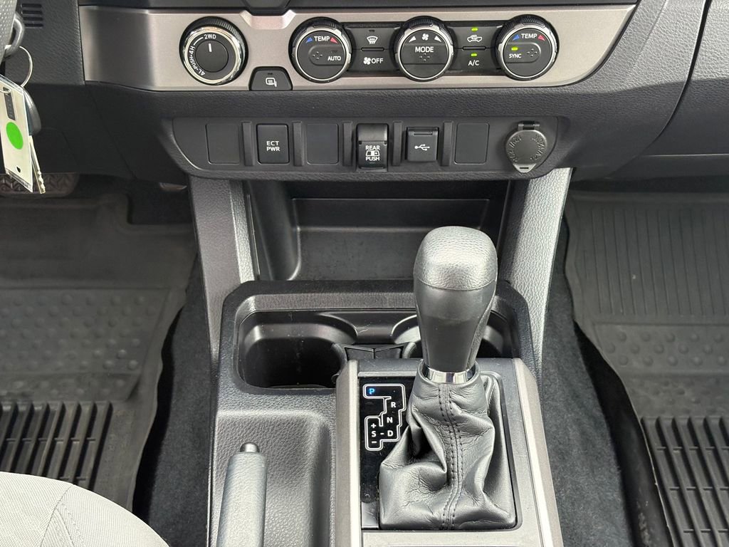 Used 2021 Toyota Tacoma SR5 image 19