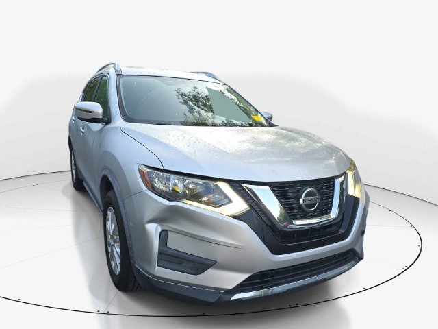 Used 2018 Nissan Rogue SV FWD image 3