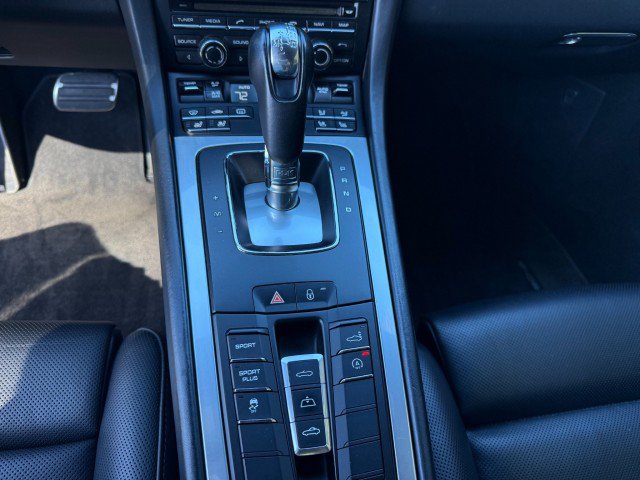 Used 2012 Porsche 911 Carrera RWD image 12