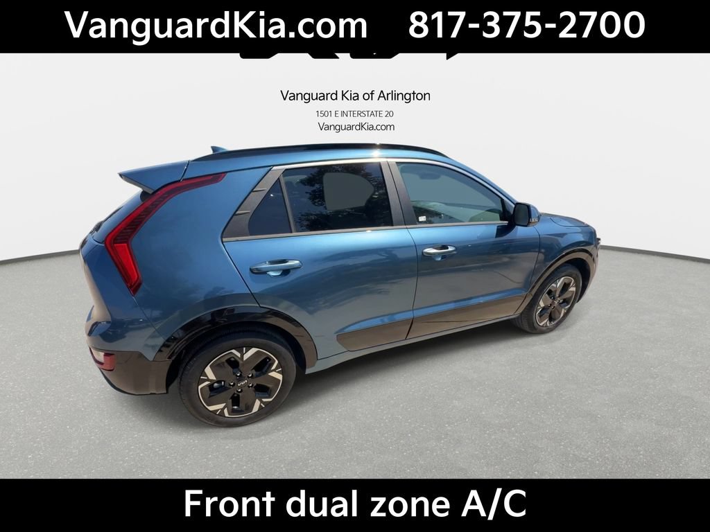 Certified 2024 Kia Niro Wave FWD image 9