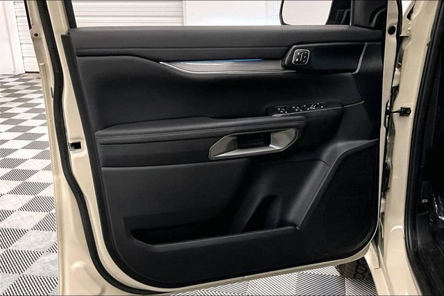 Used 2025 Ford Ranger Lariat w/ FX4 Off-Road Package image 19