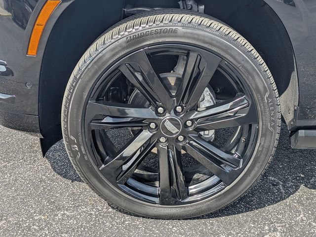 Certified 2025 Cadillac Escalade Sport Platinum w/ LPO, Floor Liner Package AWD/4WD image 11